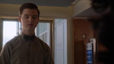 You mean a fax machine. - Young Sheldon