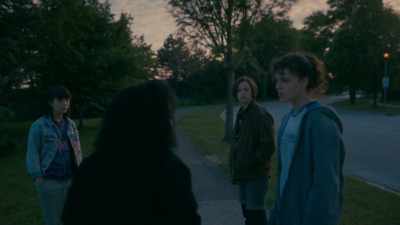 - You mean you forgot it.
- We have to go back and get it. - Paper Girls