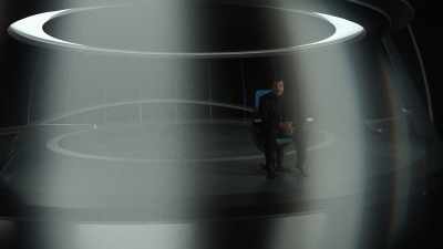 You might reasonably conclude
that a single photon is such - Cosmos: Possible Worlds