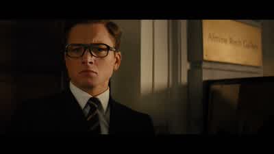 You mind if I share your cabCharlieIt's ironic isn't itYou look like a gentleman I look like a plebIf I was you I'd unlock your cabPete get us out of here - Kingsman: The Golden Circle