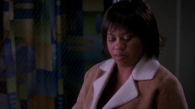 - You mind if i sit here?
- No,no.I'm just... - Grey's Anatomy