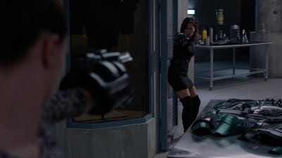 - You missed!
- I wasn't really aiming. - Supergirl