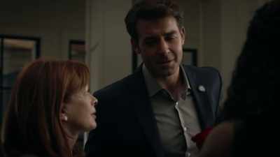 You must be Angela. Joe Keene. - Watchmen