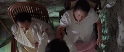 You mustn't smoke while you're hurt. - Kung Fu Hustle