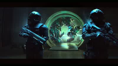 You need a bigger door - Transformers: The Last Knight