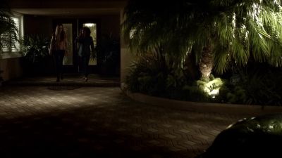 You need anything, you call me. - Bosch