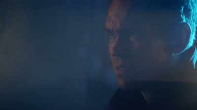You need to defend yourself. - True Lies