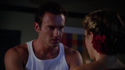 You need to go home. - Charmed