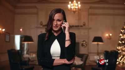 You need to know how
easy it is for me - Christmas with a Prince: Becoming Royal