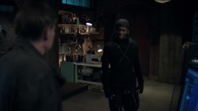 - You need to lay back down.
- There's no time. - Black Lightning