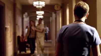 You need security?
No, I got it. - Nurse Jackie