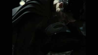 You need
to show them who you are. - Zack Snyder's Justice League