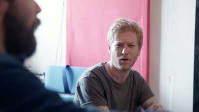 ♪ You never diminish any
more ♪ - Biffy Clyro: Cultural Sons of Scotland