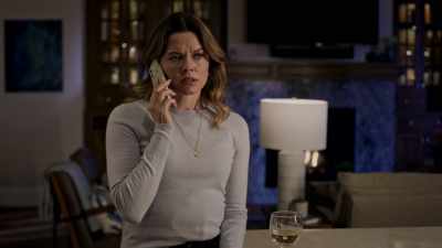 - You never returned
my phone calls. - Deadly Wives Club