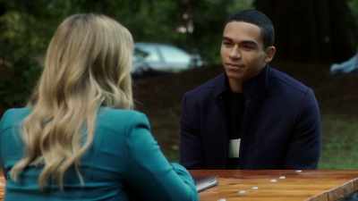 You and Nolan were friends? - Pretty Little Liars: The Perfectionists