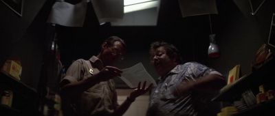 You notice that difussion over there - Jaws 2
