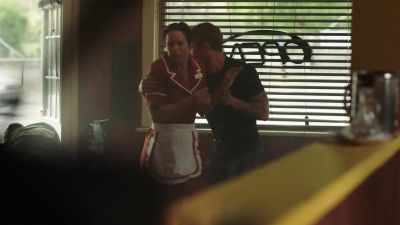 - You okay?
- I-I think so. Thank you. - Shooter