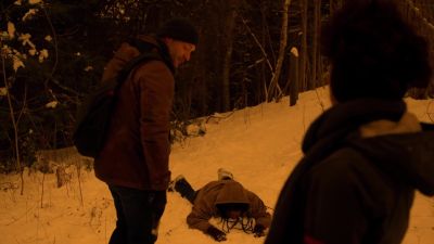 - You okay? - The Strain