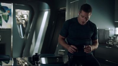 - You okay? - Killjoys