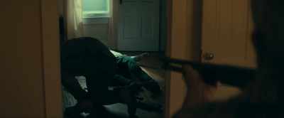 - You okay, son? - Desperation Road