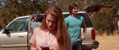 -You okay?
-Yeah, thanks. - Downrange