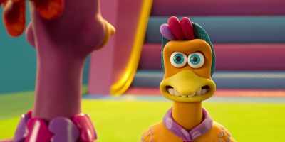 You only get your own bucket - Chicken Run: Dawn of the Nugget