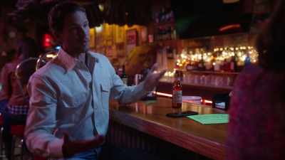 -You only have one?
-Yeah, this is it. - A Cowboy Christmas Romance