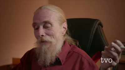 You only need two things
in this world to be - The Face of Anonymous