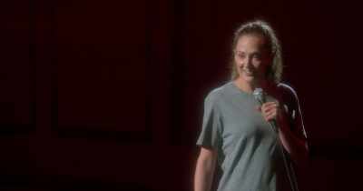You only use this burner
and text them 20 minutes. - Jacqueline Novak: Get on Your Knees