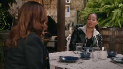 You ordered an egg sandwich
with extra cholesterol? - The Rookie: Feds