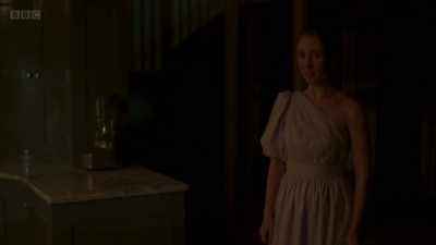 You owe me an explanation.
I don't owe you anything. - Chloe