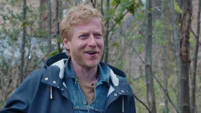 -You paid 60 quid to hire
out- I know!
-Exactly! - Biffy Clyro: Cultural Sons of Scotland