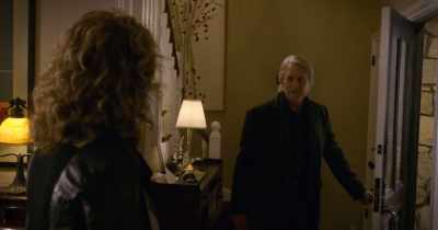 You pick a lady up for dinner
and you return her safely home. - The Kominsky Method