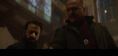 You pull a gun on him
and he starts singing! - Sadak 2