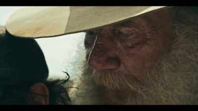 You pull back
on that hammer thing there, - Billy the Kid