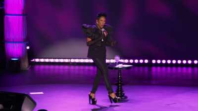 You put a five o'clock hit on this bitch - Sommore: Queen Chandelier