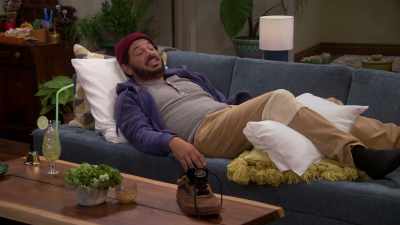 You rang, for the eighth time
in 20 minutes? - Lopez vs Lopez