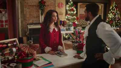 You read Minka Shelton poetry. - Unwrapping Christmas: Mia's Prince