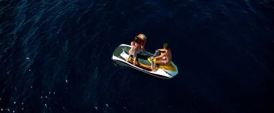 - You ready?
- Yeah. - Shark Bait