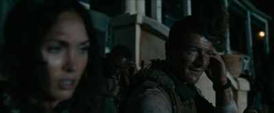 - You ready?
- Yeah. - Rogue