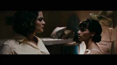 -You really gonna leave me?
-I can't stay here. - Hotel Coppelia