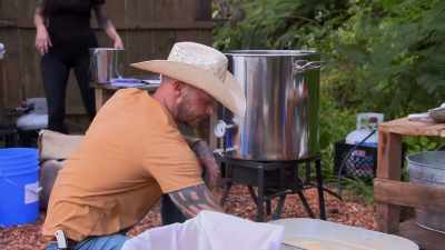   You really just gonna
  steep it back, huh? - Moonshiners: Master Distiller