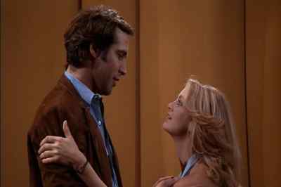 - You really took a chance up there.
- I know. - Foul Play