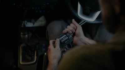 You remember this gun? - Mercy Road