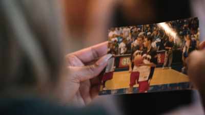 You remember when the man
was up in the stands, - Stephen Curry: Underrated