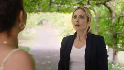 - You were right. They've all jumped at a trip down under. - Destination Love