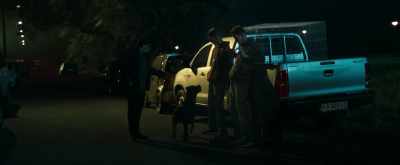 - You rob my car, my dogs
will tear your dicks off. - Nothing! - Kills on Wheels