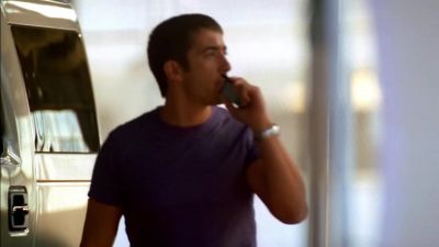You robbed the spa
this morning, Billy. - CSI: Miami