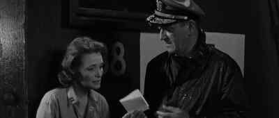 You said she left Jere's ring
with the envelope. - In Harm's Way