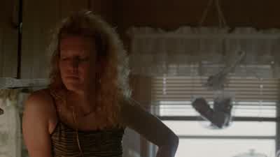 You said she left a bag. - True Detective